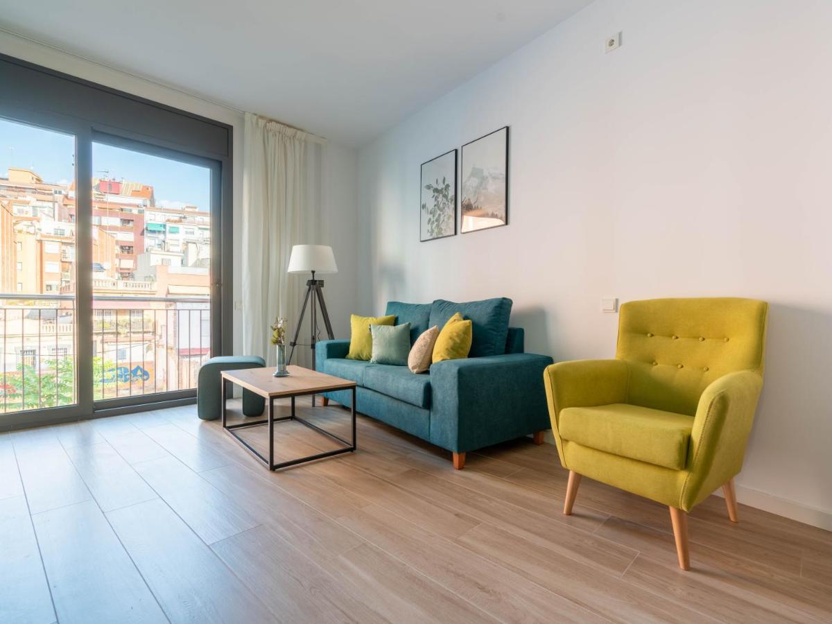 Limehome Barcelona Carrer De Besalu 90 - Estancia Temporal Esterno foto