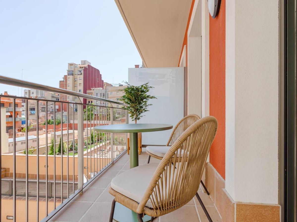 Limehome Barcelona Carrer De Besalu 90 - Estancia Temporal Esterno foto