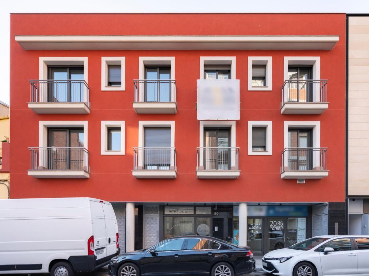 Limehome Barcelona Carrer De Besalu 90 - Estancia Temporal Esterno foto